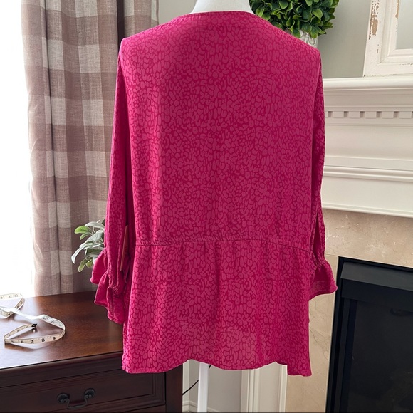 EVRI 1X Peplum Hem V-Neck Pink 3/4 Sleeve Blouse - Picture 9 of 15